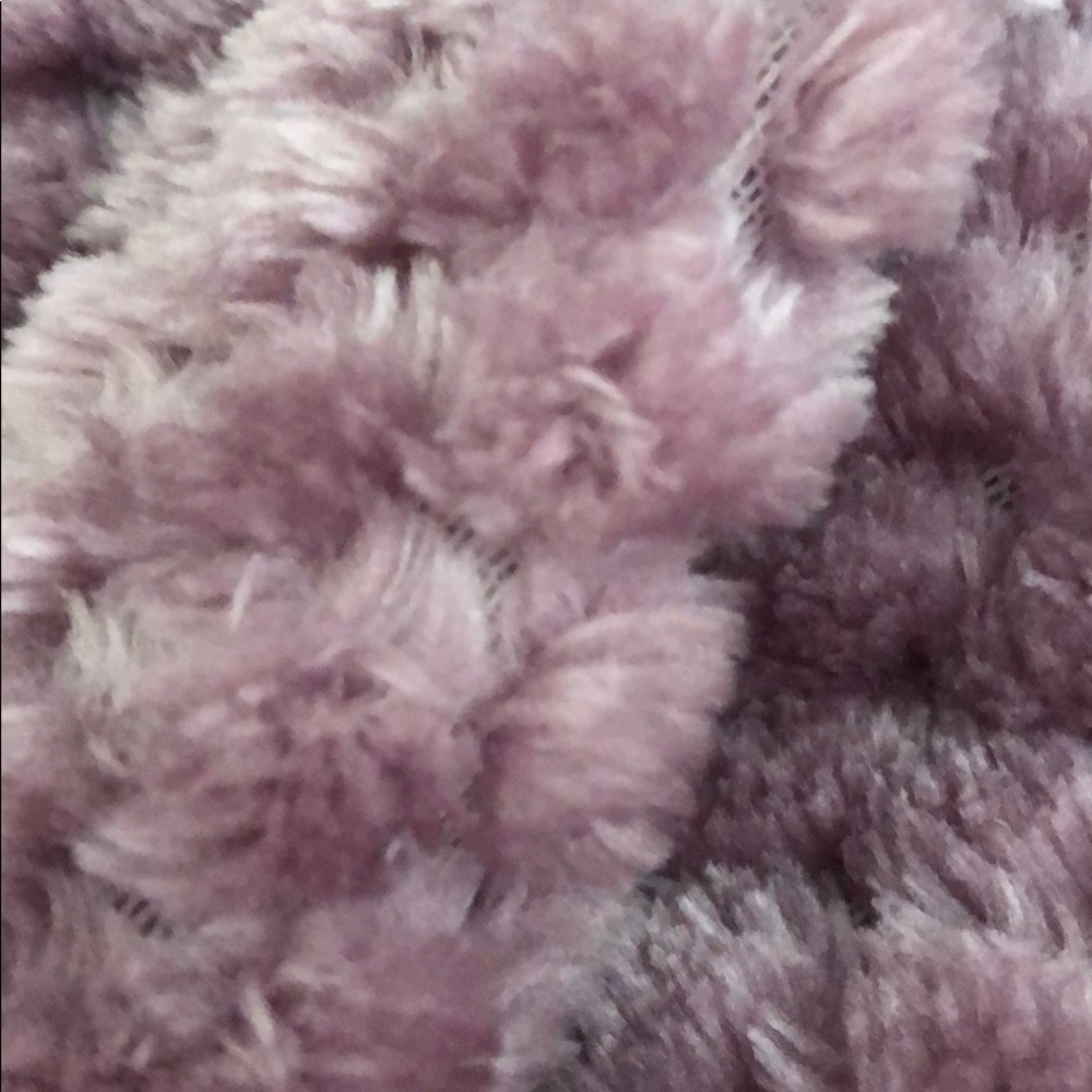 Meet your Posher, Helen